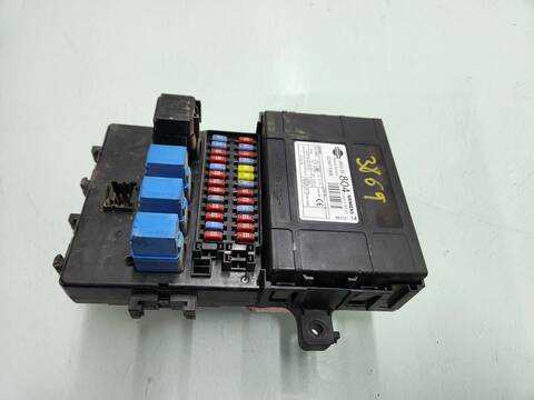 Caja Reles Fusibles Nissan Terrano 2.7 TD 125CV 92KW