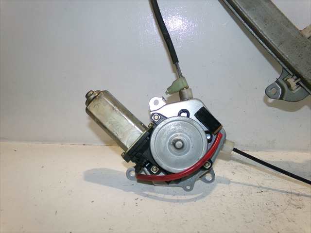 Foto 2ª: Elevalunas Eléctrico Delantero Derecho Nissan Almera 2.0 D SEDAN,1998-2000 [CD20] (1999)