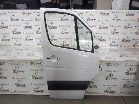 Puerta Delantera Derecha Mercedes Sprinter 309-311-313-315 CDI 906.631-633-635-637)