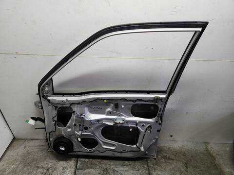 Foto 2ª: Puerta Delantera Derecha Suzuki Grand Vitara 2.0 TD CAT 109CV 80KW [RHW] (1950)