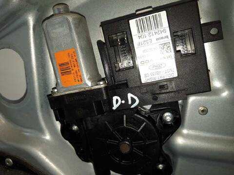 Foto 3ª: Elevalunas Eléctrico Delantero Derecho Ford Kuga TITANIUM 136CV 100KW [G6DG] (2009)