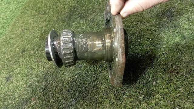 Foto 2ª: Mangueta Delantera Izquierda Toyota Land Cruiser 4.2 D HZJ 105 GX [1HZ] (2006)