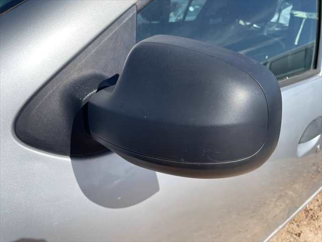 Foto 2ª: Retrovisor Izquierdo Dacia Sandero 1.0 GASOLINA SCe [B4DE4] (2018)