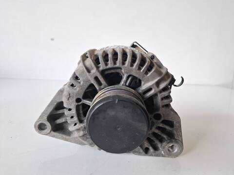 Foto 1ª: Alternador Hyundai i30 CLASSIC 1 CRDI CAT 1582 CM3) 116CV (2007)