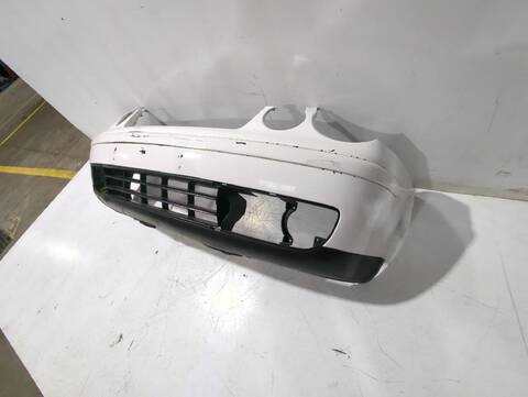 Foto 3ª: Paragolpes Delantero Volkswagen Polo 1.9 SDI 64CV [ASY] (2001)