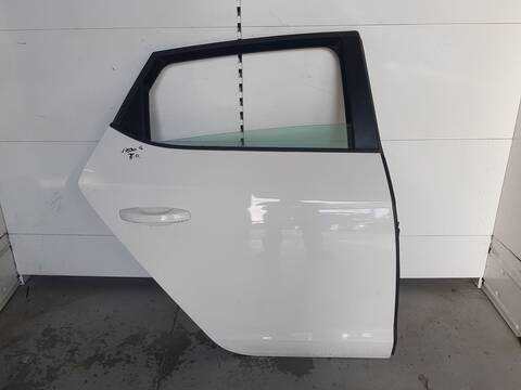 Puerta Trasera Derecha Seat Leon 1.6 TDI 105CV 77KW