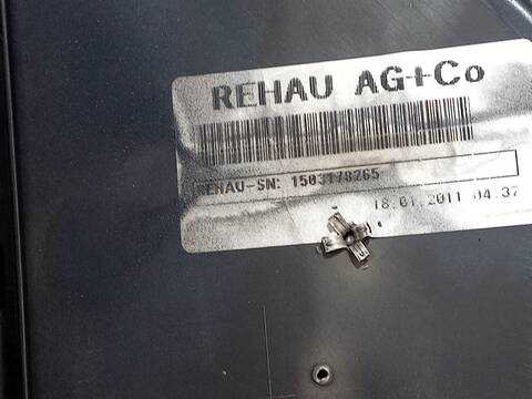Foto 3ª: Paragolpes Trasero Volkswagen Passat ADVANCE BLUEMOTION 105CV 77KW [CAYC] (2011)