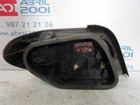 Foto 2ª: Piloto Trasero Derecho Citroen Xsara 1.6 16V COUPE 109CV 80KW [NFU (TU5JP4)] (2002)