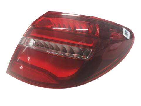 Foto 2ª: Piloto Trasero Derecho Mercedes Clase B 150 ELECTRIC DRIVE - B 250 E 242.890) (2011)