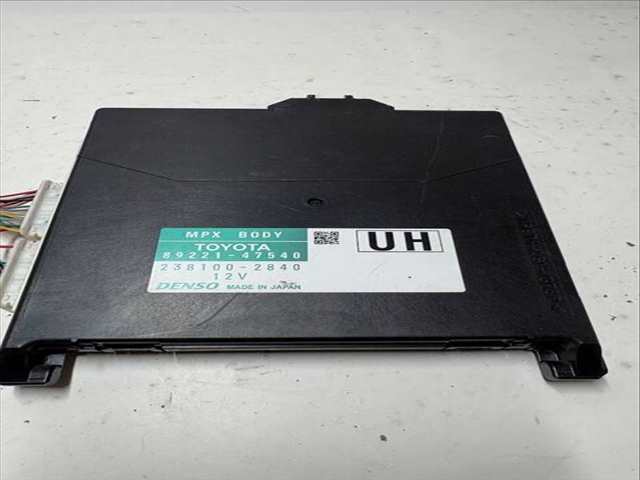 Foto 3ª: Centralita Motor ECU Toyota Prius VERSION INDEFINIDA (2018)