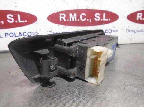 Foto 2ª: Botonera Elevalunas Nissan Primera 2.0 TD CAT BERLINA 90CV 66KW [CD20] (2001)