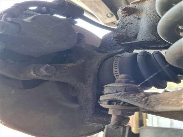 Foto 1ª: Mangueta Delantera Izquierda Suzuki Grand Vitara 2.0 TD 87CV 64KW [RF] (2000)
