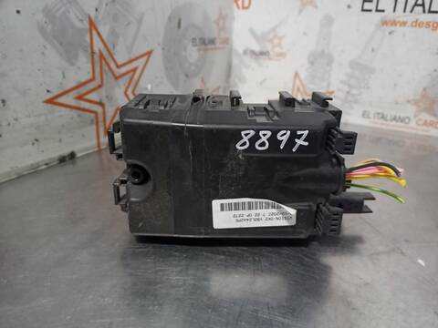 Foto 3ª: Caja Reles Fusibles Citroen Berlingo CONTRLOL M 102CV 75KW FURGON [YHT] (2022)