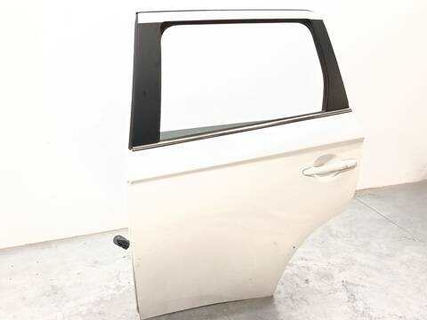 Foto 1ª: Puerta Trasera Izquierda Mitsubishi Outlander 2.0 HYBRID 4WD GG2W) 121CV 89KW [4B11] (2013)