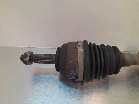 Foto 4ª: Transmision Delantera Derecha Renault Clio 1.2 ALIZE 58CV 43KW [D7F] (1996)