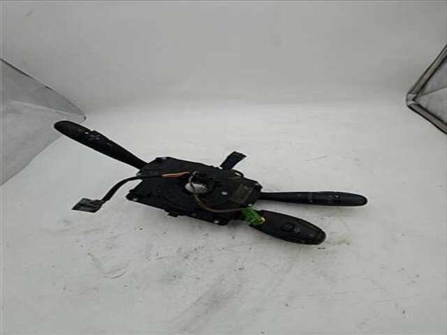 Mando Multifuncion Peugeot 207 1.6 XS [1.6 LTR. - 80 KW 16V CAT (NFU - TU5JP4)]