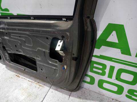 Foto 3ª: Puerta Delantera Derecha Opel Corsa EXPRESSION 75CV 55KW (2015)