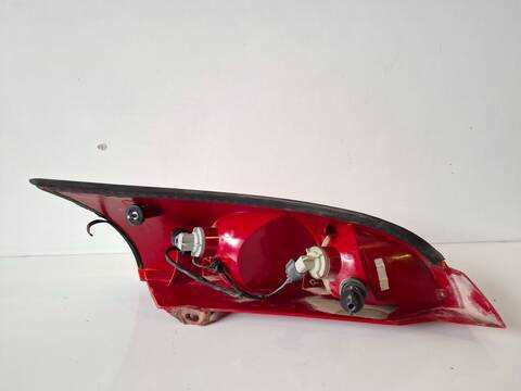 Piloto Trasero Izquierdo Ford Focus AMBIENTE 1 16V CAT 101CV