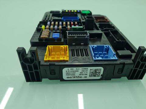 Foto 2ª: Caja Reles Fusibles Citroen C4 130CV [HN05] (2022)
