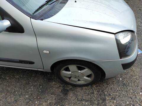Foto 1ª: Aleta Delantera Derecha Renault Clio K9K702 (2003)