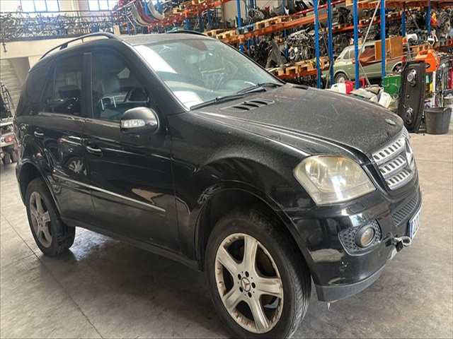 Aleta Delantera Derecha Mercedes Clase ML 320 3.2 CDI