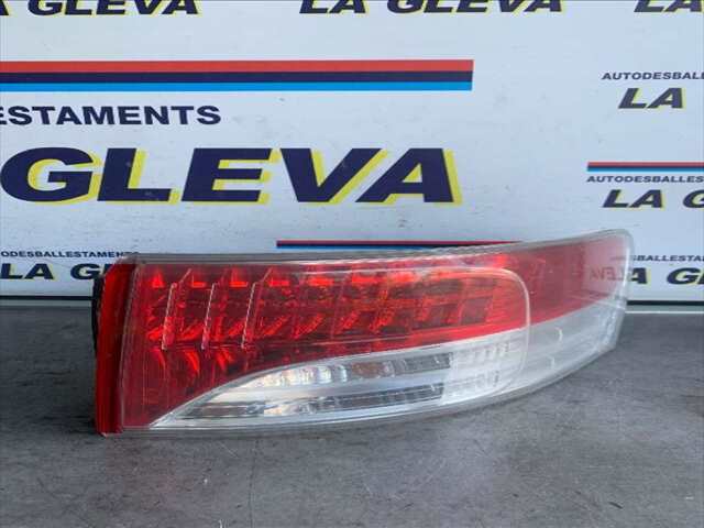 Piloto Trasero Derecho Toyota Avensis 1.8 16V147CV 0CV
