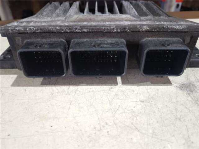 Foto 3ª: Centralita Motor ECU Renault Clio 1.5 AUTHENTIQUE [1.5 LTR. - 60 KW DCI DIESEL] [K9K B7]