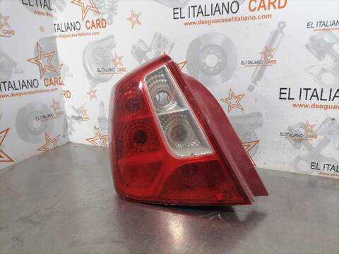 Foto 4ª: Piloto Trasero Izquierdo Daewoo Nubira SE BERLINA 109CV 80KW [F16D3] (2004)