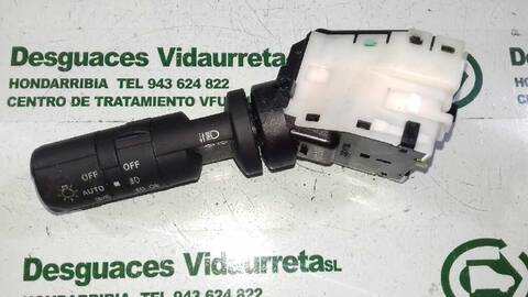 Foto 3ª: Mando Luces Nissan Qashqai ACENTA 141CV 104KW [MR20] (2009)