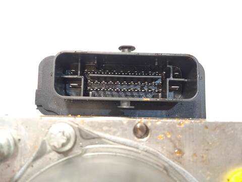 Foto 4ª: Abs Renault Clio LIMITED 91CV 67KW [K9K876] (2022)