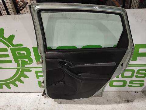 Foto 3ª: Puerta Trasera Derecha Ford Focus 1.8 TDDI TD CAT 90CV [C9DB] (1998)