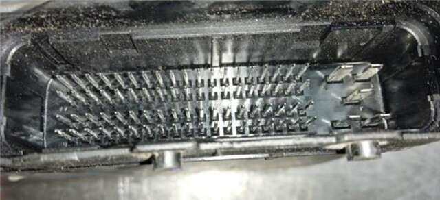 Foto 3ª: Centralita Motor ECU Hyundai Tucson 2.0 [G4GC]