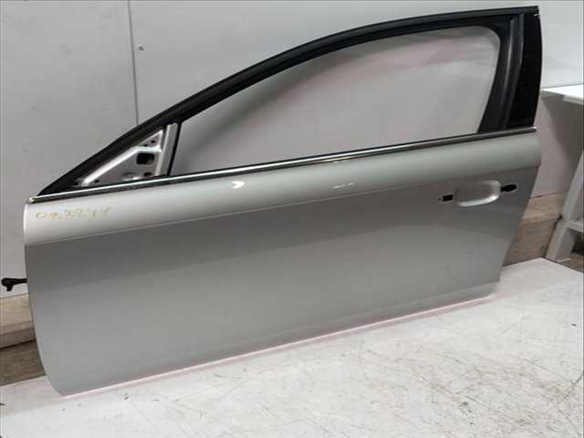 Foto 3ª: Puerta Delantera Izquierda Audi A4 333 CV 245KW [CGWC CGW] (2014)