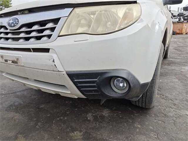 Foto 3ª: Paragolpes Delantero Subaru Forester 2.0 XS LIMITED PLUS [2.0 LTR. - 108 KW DIESEL CAT] [EE20]
