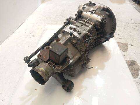 Foto 3ª: Caja Cambios Hyundai H1 H 1 FURG.CAJA CERR.C. PUERTA 140CV 103KW [D4CB] (2004)