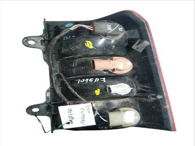 Foto 3ª: Piloto Trasero Izquierdo Jeep Cherokee 2.5 CRD 4X4 (2001)