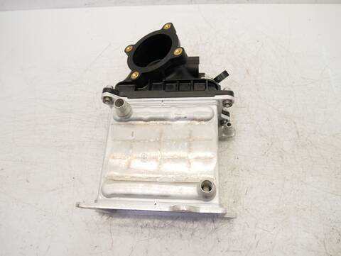 Foto 2ª: Intercooler Rolls Royce Cullinan N74 [N74B68A] (2022)