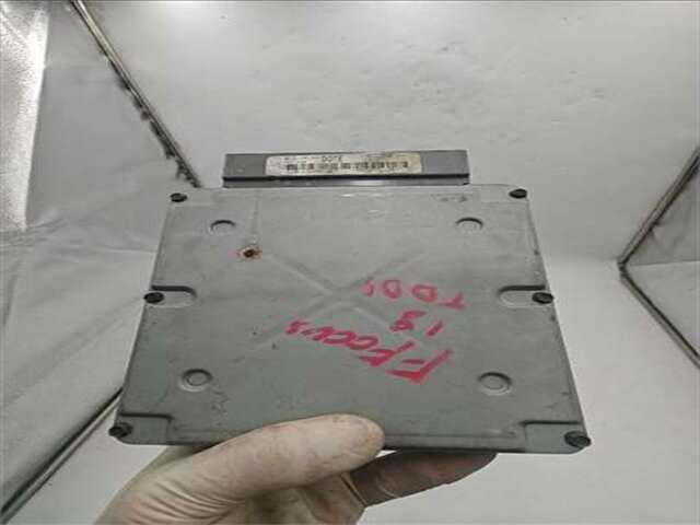 Foto 3ª: Centralita Motor ECU Ford Focus 1.8 TREND [1.8 LTR. - 85 KW TDCI TURBODIESEL CAT]