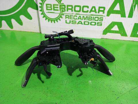 Foto 3ª: Mando Multifuncion Citroen C4 EXCLUSIVE AUT. 109CV [9HZDV6TED4] (2006)