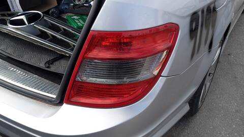 Foto 3ª: Piloto Trasero Derecho Mercedes Clase C 160 220 T CDI 204.208) 170CV 125KW FAMILIAR [OM646811] (2008)