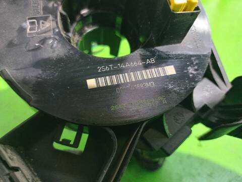 Foto 2ª: Mando Multifuncion Ford Fiesta AMBIENTE 68CV 50KW [F6JA] (2003)