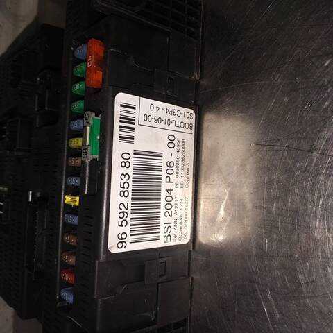 Foto 4ª: Caja Reles Fusibles Citroen C2 VERSION INDEFINIDA (2003)