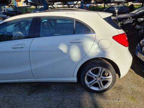 Puerta Trasera Izquierda Mercedes Clase A 140 A 180 CDI BLUEEFFICIENCY 176.000) 109CV 80KW