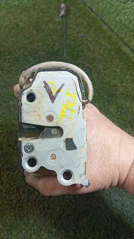 Cerradura Maletero Portón Toyota 4 Runner 3.0 T DIESEL