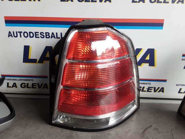 Piloto Trasero Derecho Opel Zafira 1.6 16V 105CV 0CV