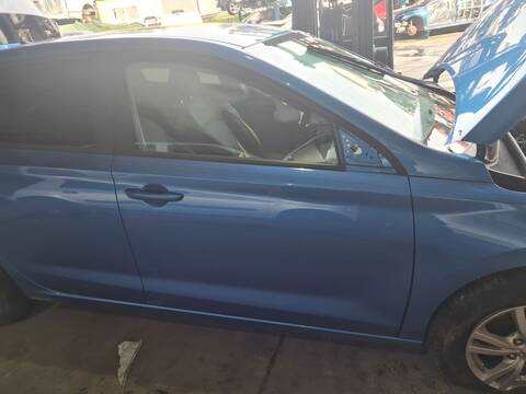 Puerta Delantera Derecha Hyundai i30 KLASS 95CV 70KW
