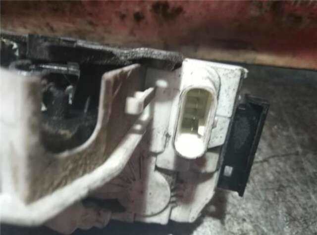 Foto 3ª: Cerradura Puerta Delantera Izquierda Mercedes Sprinter 213 CDI [OM 646.986]