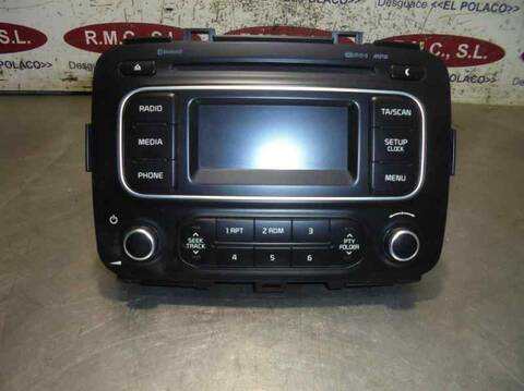 Foto 1ª: Sistema Audio Radio CD Kia Carens BASIC 116CV 85KW [D4FD] (2015)