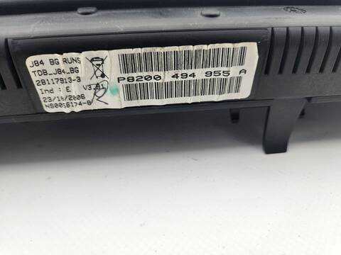 Foto 4ª: Cuadro de Instrumentos Renault Scenic EMOTION 131CV 96KW [F9Q804] (2007)