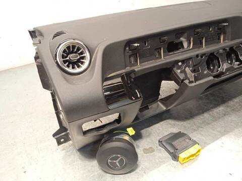 Foto 2ª: Kit Airbag Mercedes Clase G 230 GLA 200 D 247.712) 150CV 110KW [654920] (2021)